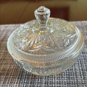 Elegant Glass Decorative Bowl Candy Dish